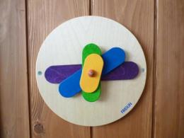 壁掛けおもちゃ 円盤プロペラ遊び|フリードリン社(ドイツ)